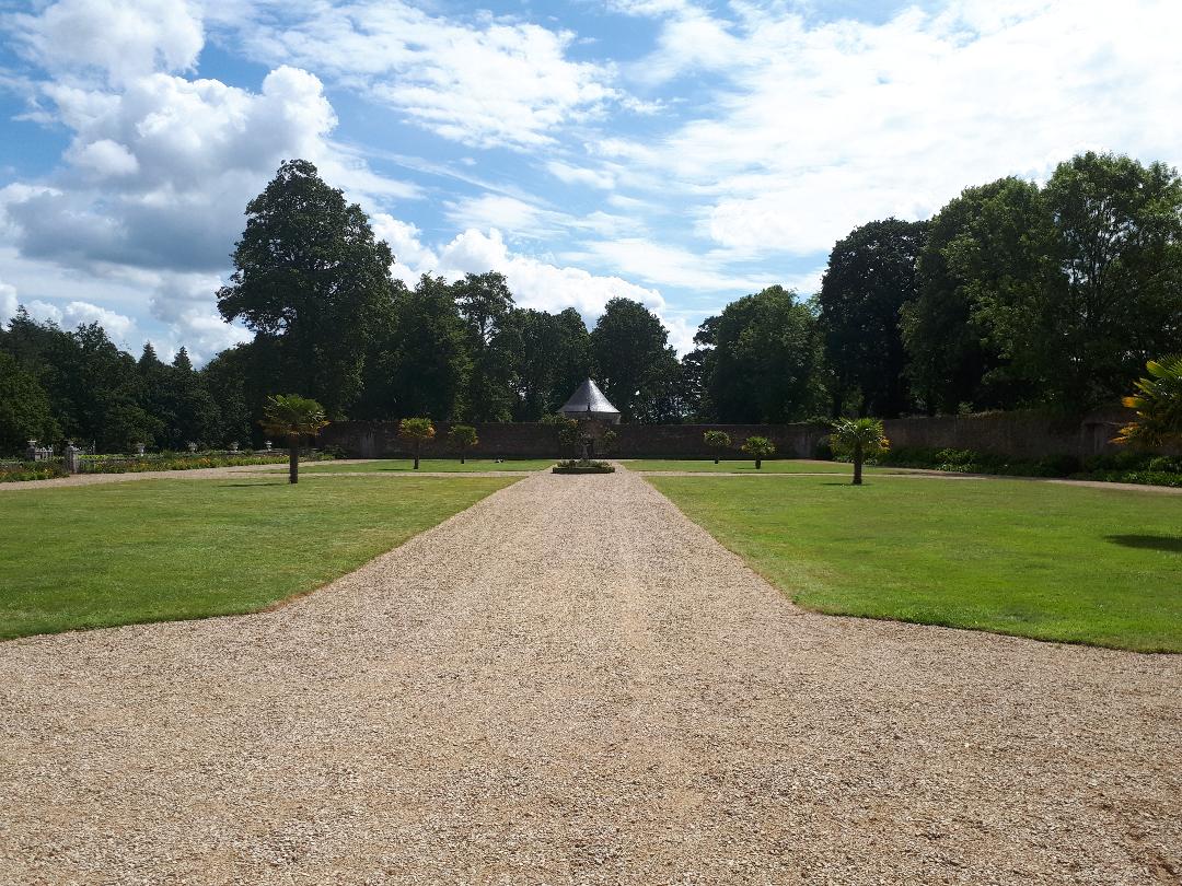 plu chateau keronic back to french gardens jun19