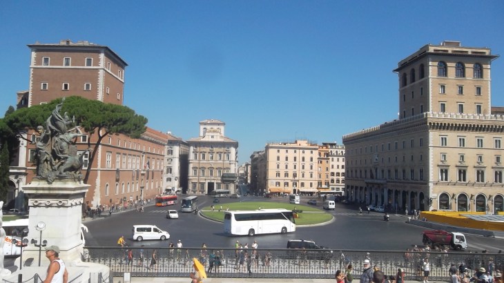 roma mon emmanuel vittorio venetia building aug13