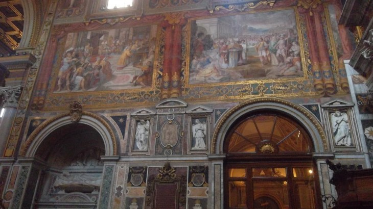rome basilica san giovanni in Laterano side right wall aug13