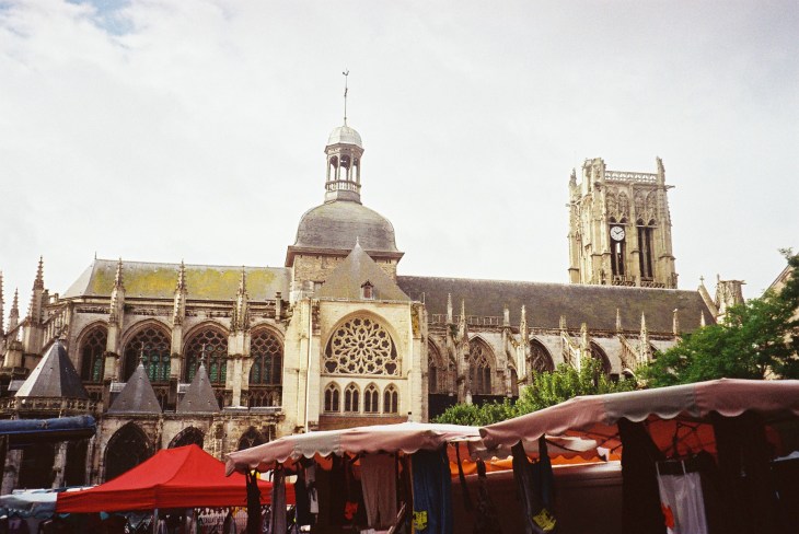 dieppe-ch-st-jacques-market-day-sep07