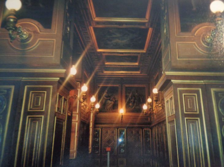 Fontainebleau castle galerie des Assiettes dite aussi galerie des Fresques