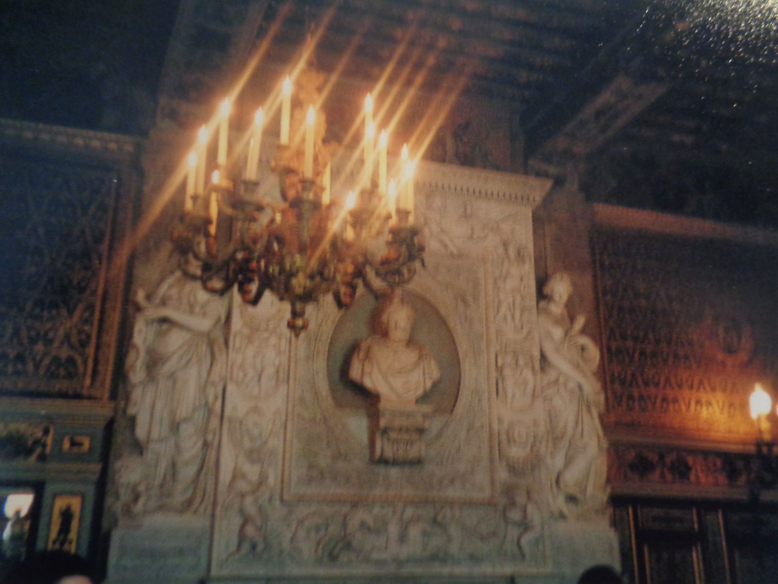 Fontainebleau salle des Gardes bust Henri IV