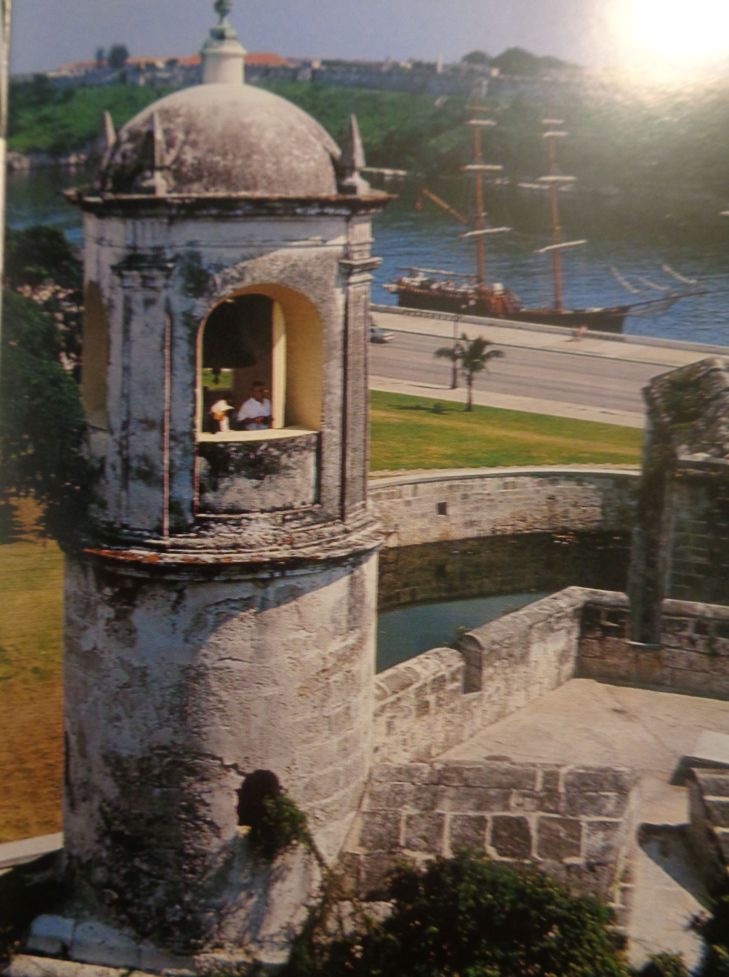 Havana Castillo de la Real Fuerza belltower La Giraldilla c1998
