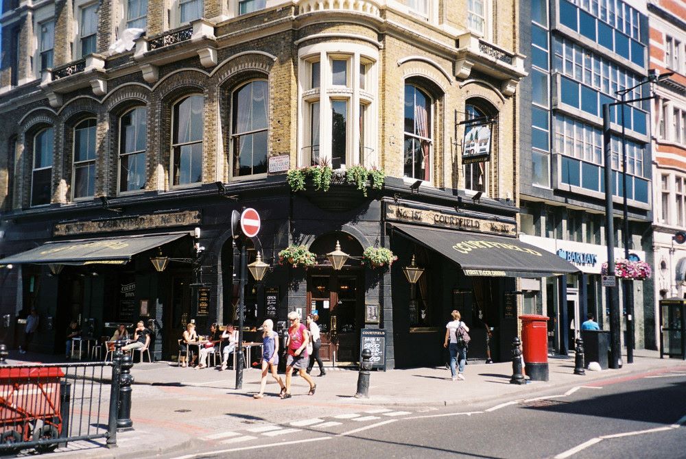 london-courtfield-pub-earls-court-london jul10