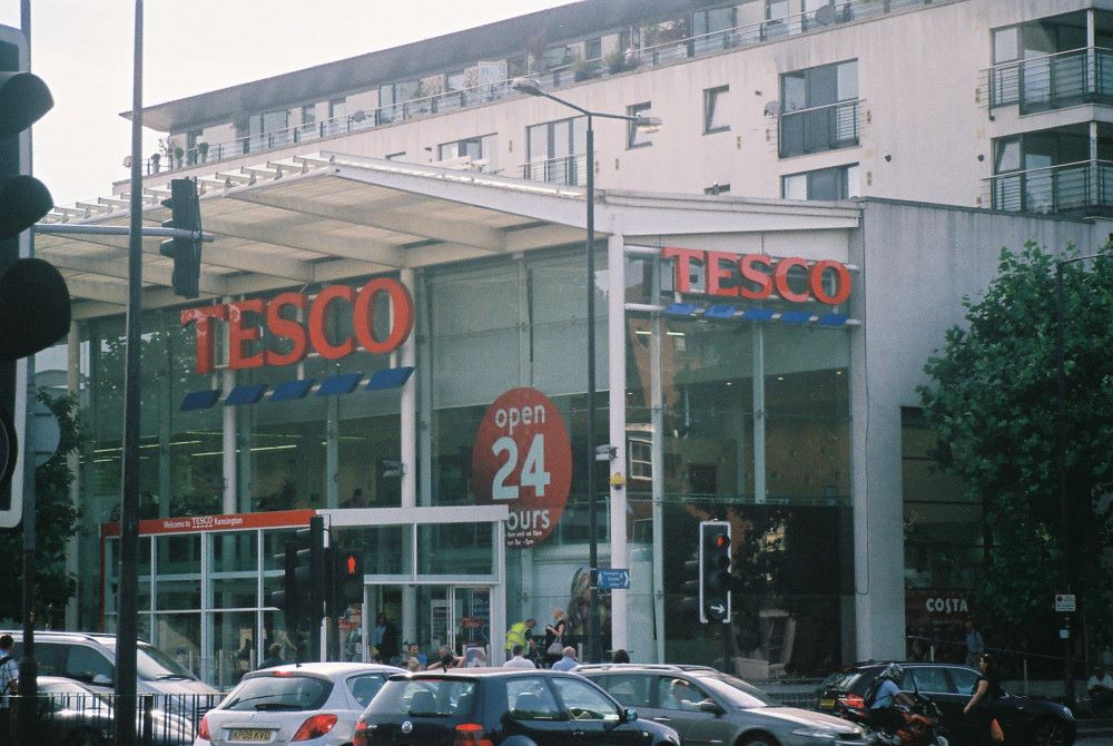 london-tesco-supermarket-by-kensington jul10