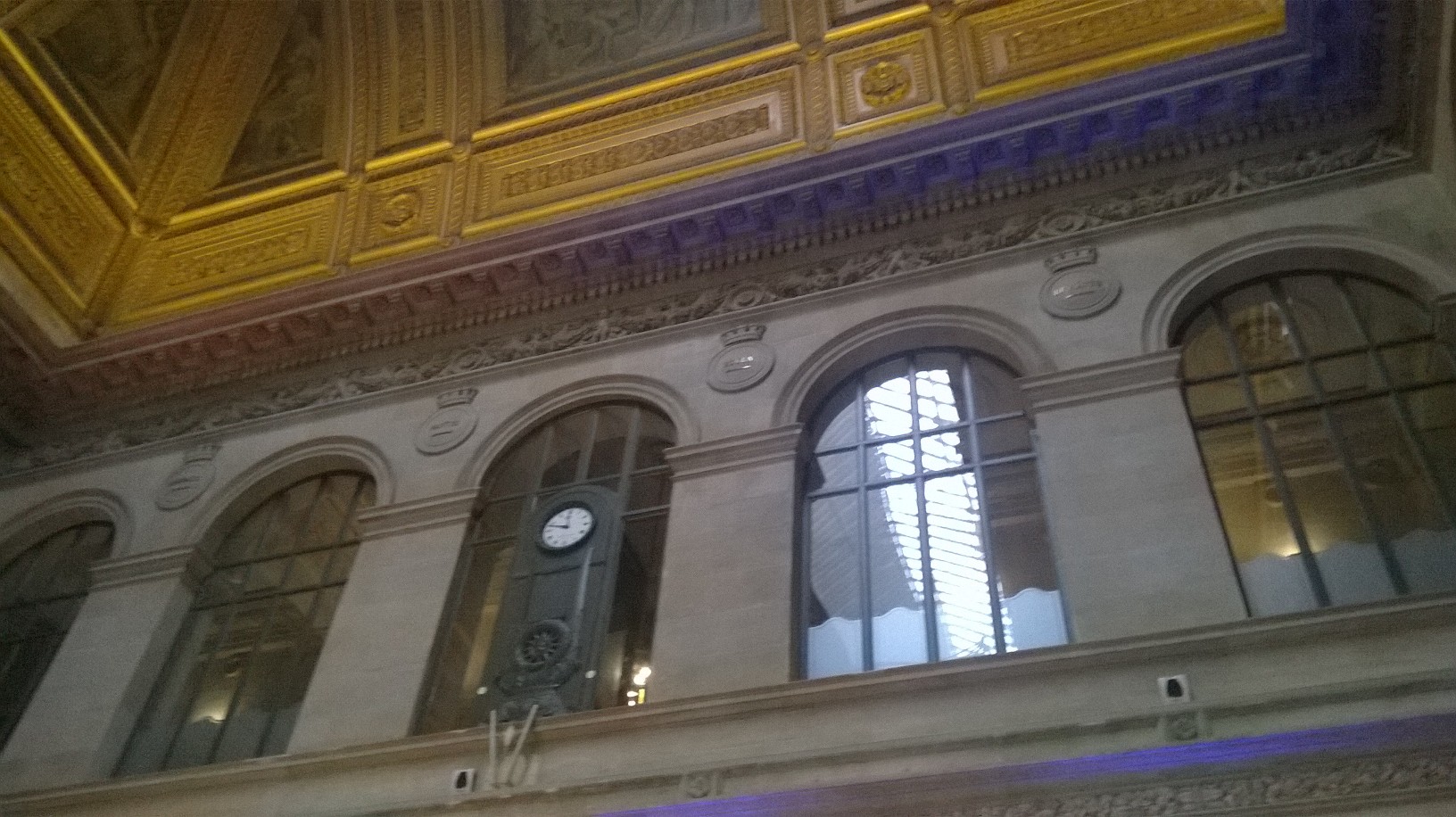 paris-palais-brongniart-windows-and-clock-sep16