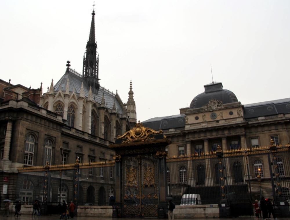 paris-saint-chapelle-ent-palais-de-justice jul10
