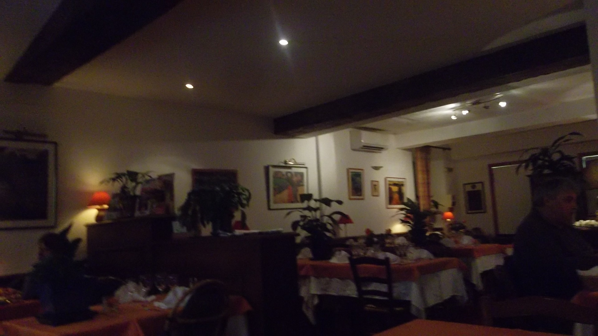 pontivy-le-martray-resto-inside-apr13
