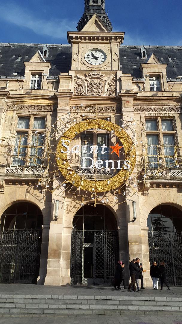 st-denis-hotel-de-ville-front-closeup-nov19