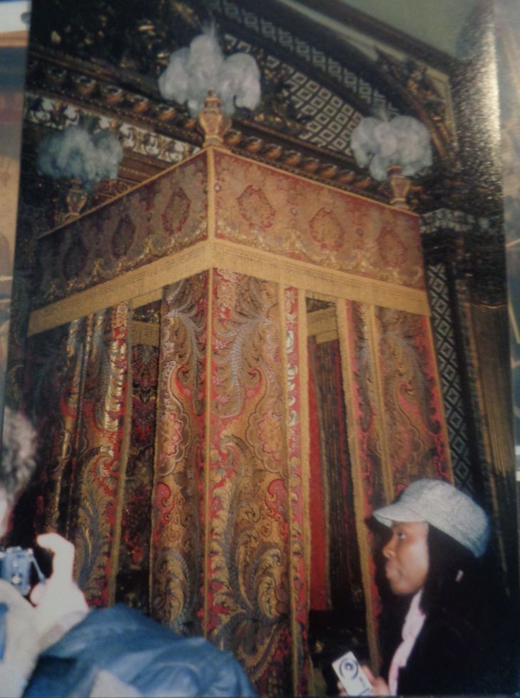 Versailles castle kings apartments bedroom louis XIV died 01091715