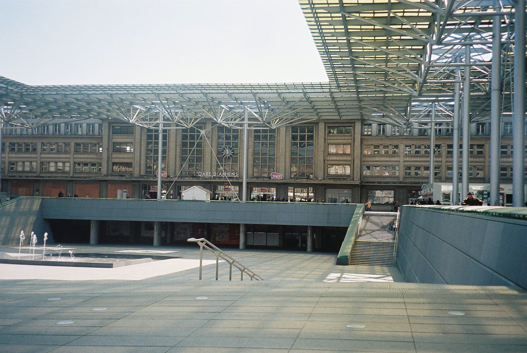 Amiens gare train station front apr10