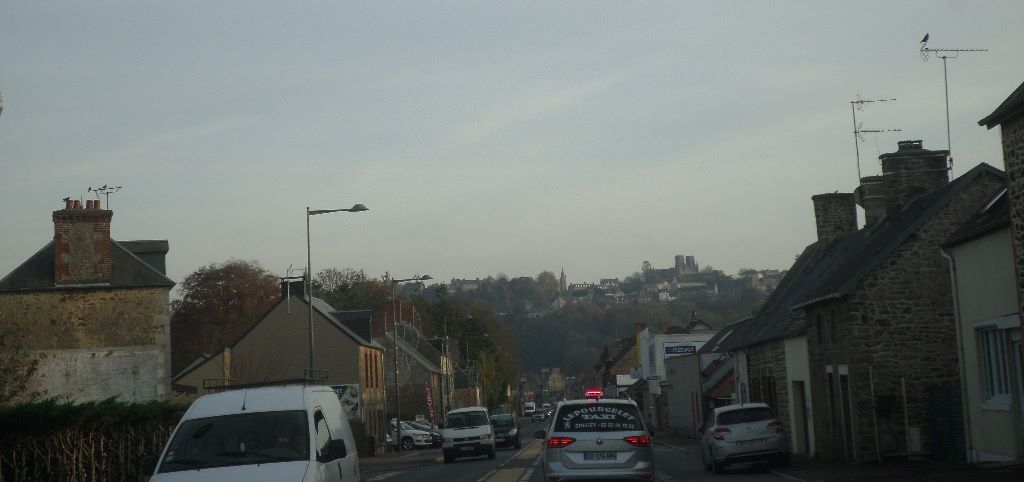 avranches-arriving-D973 nov17