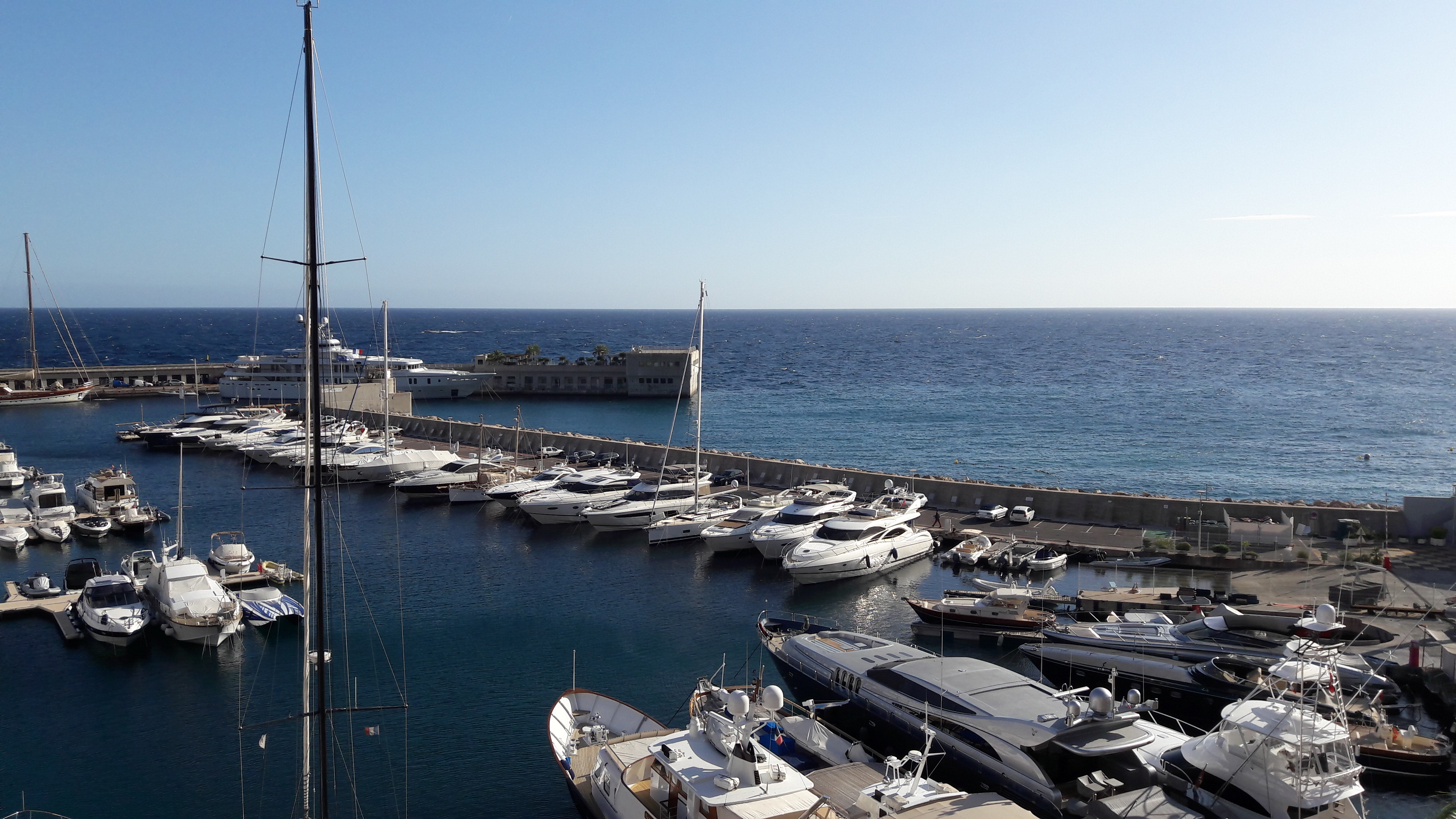 cap-marriott-502-room-out-to-harbor-and-sea-oct17