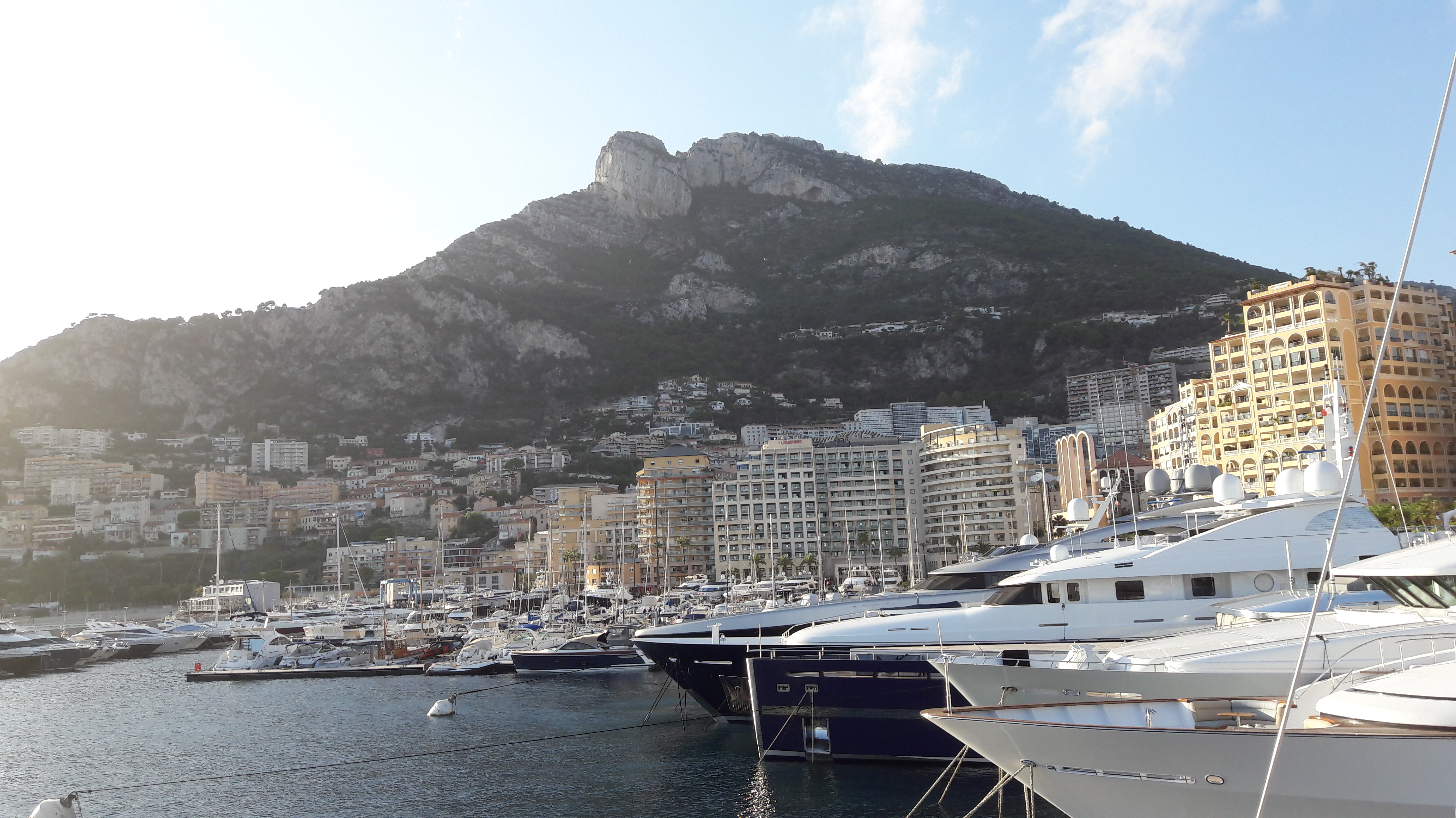 cap-port-harbor-yachts-and-mountain-drop-oct17