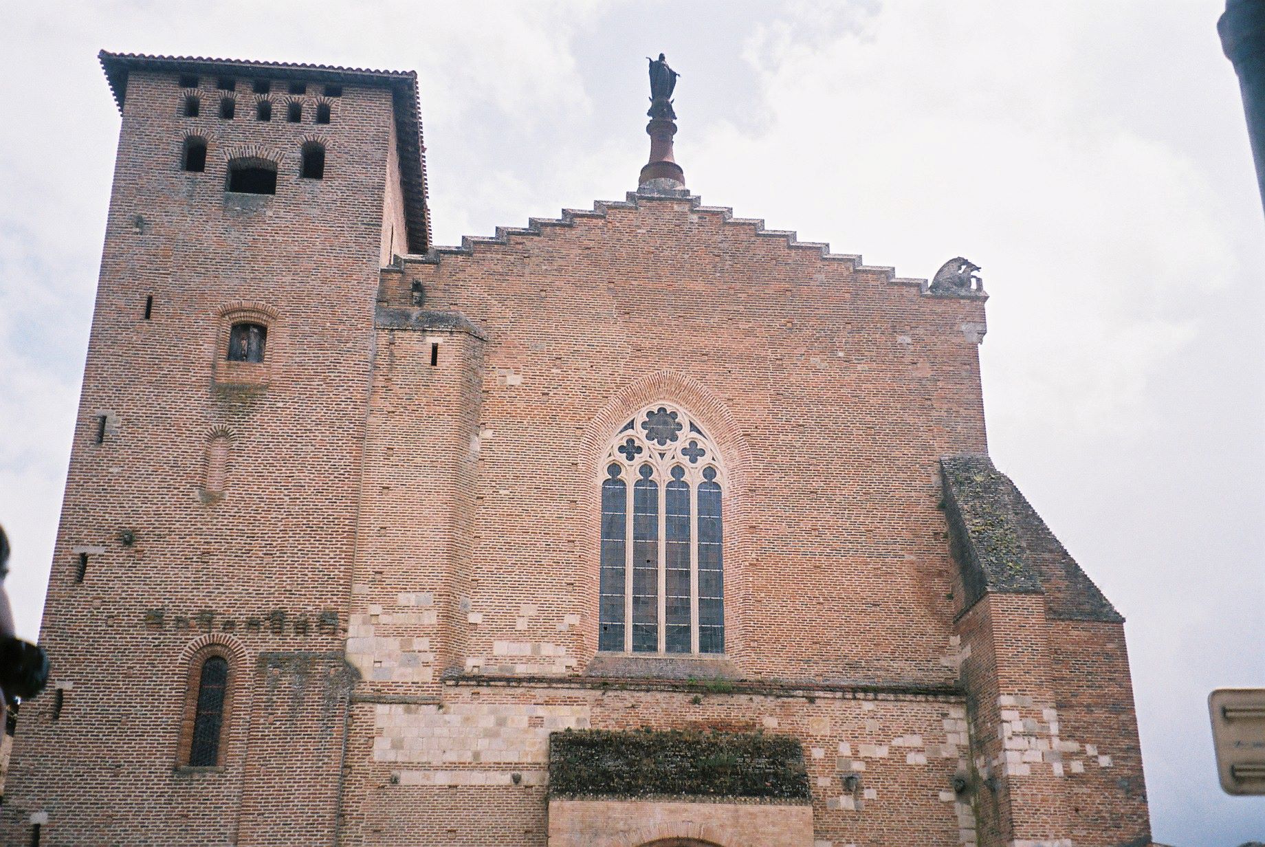 gaillac-abbaye-st-michel-jul10