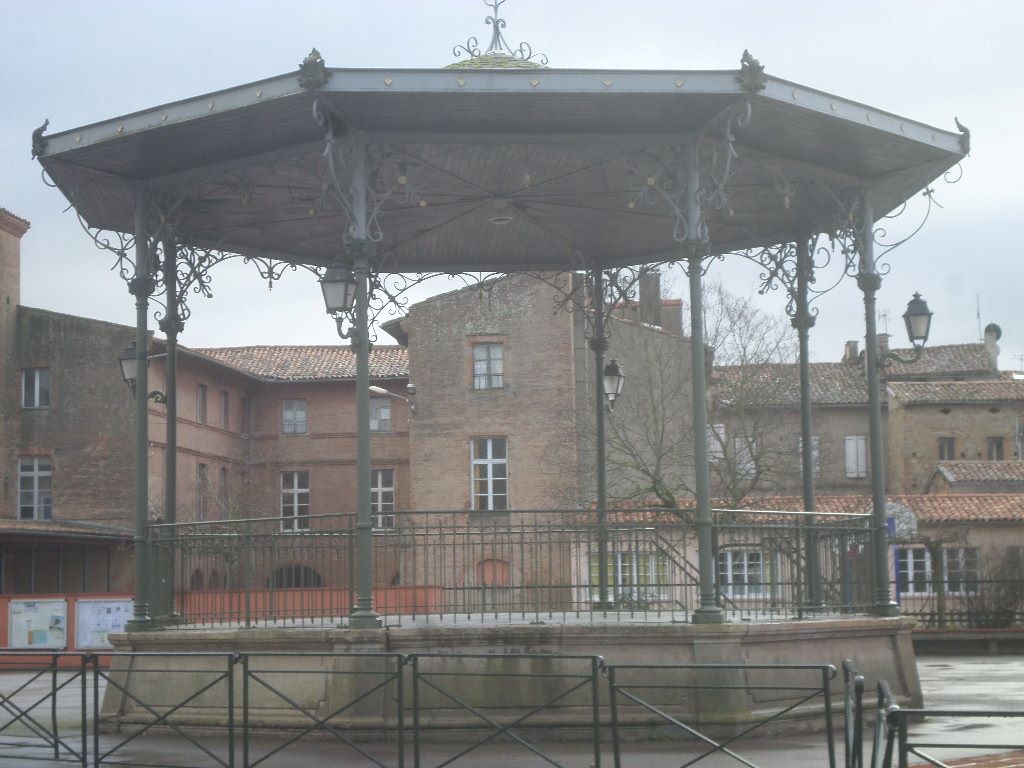 lavaur allee jean jaures music kiosk jan20