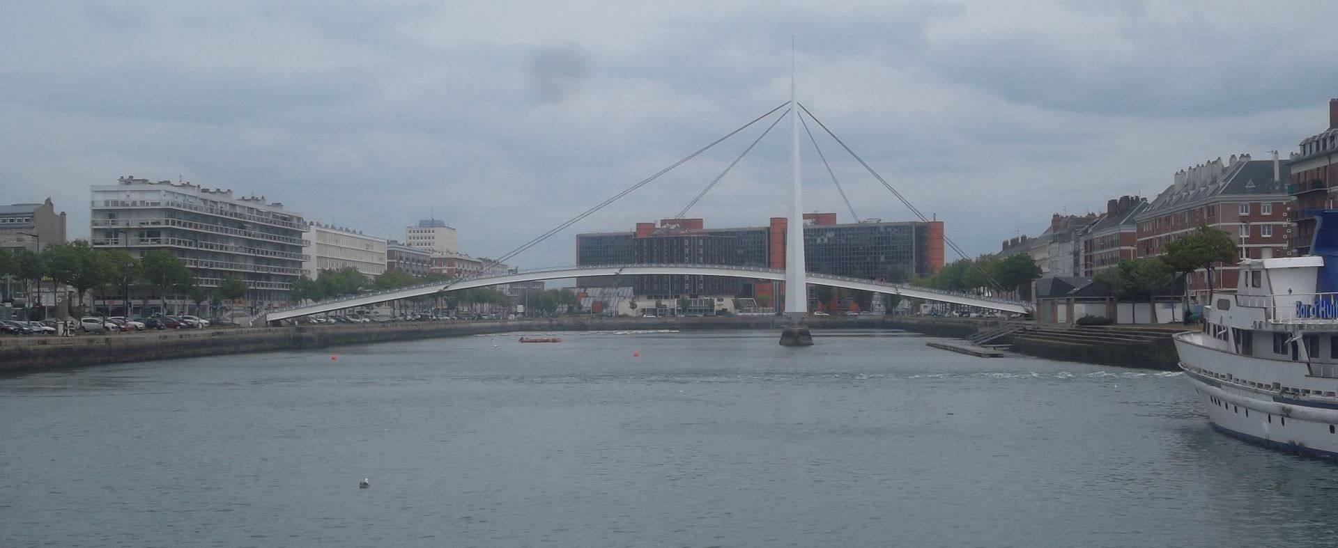 Le Havre bassin du commerce view of arch my13