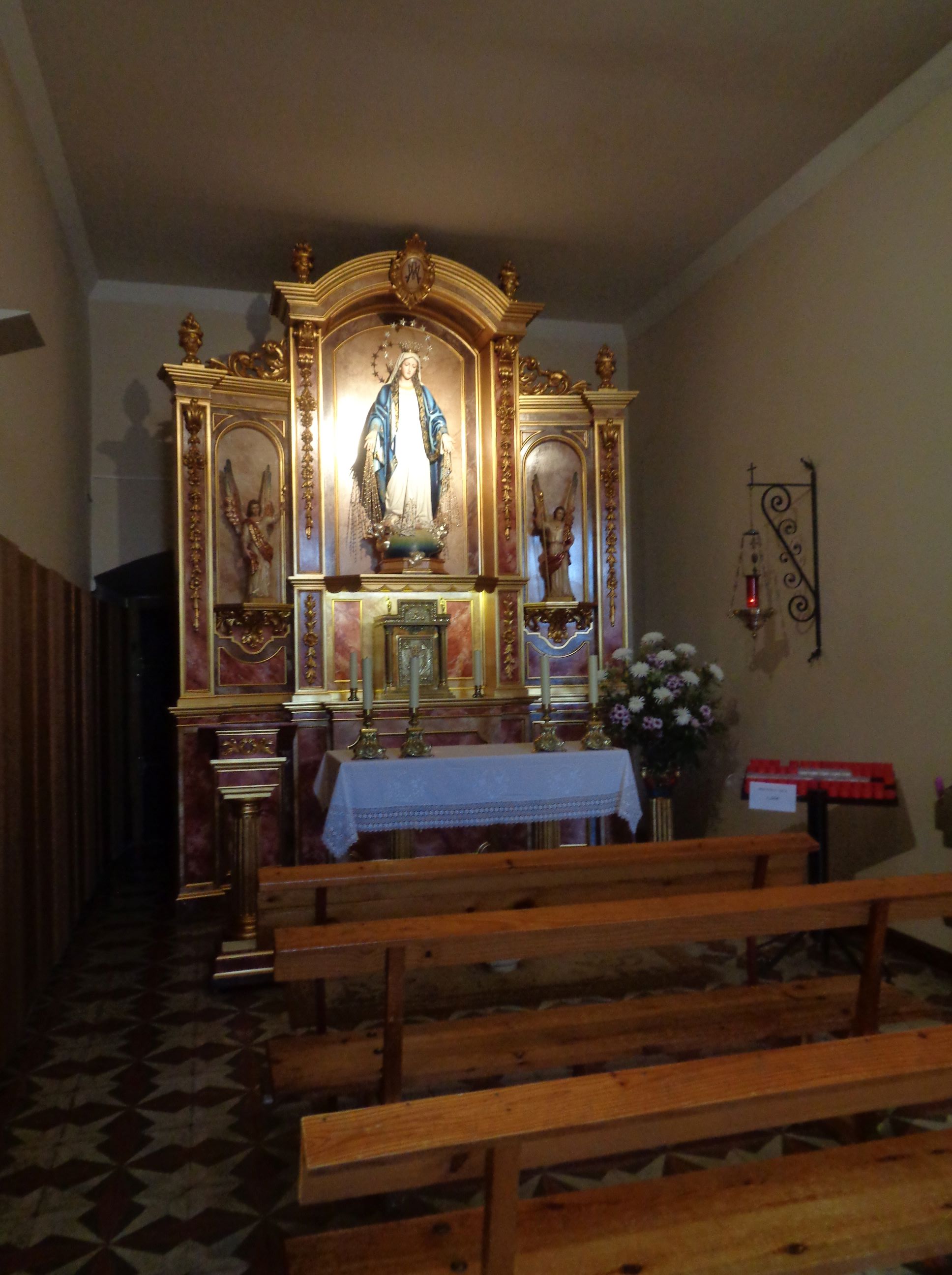 Medina del Campo ch Ntra Sra del Carmen chapel Virgin wide jun24