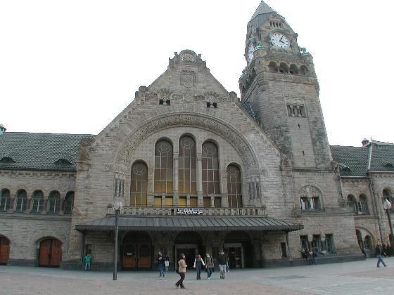 metz gare train station front dec06
