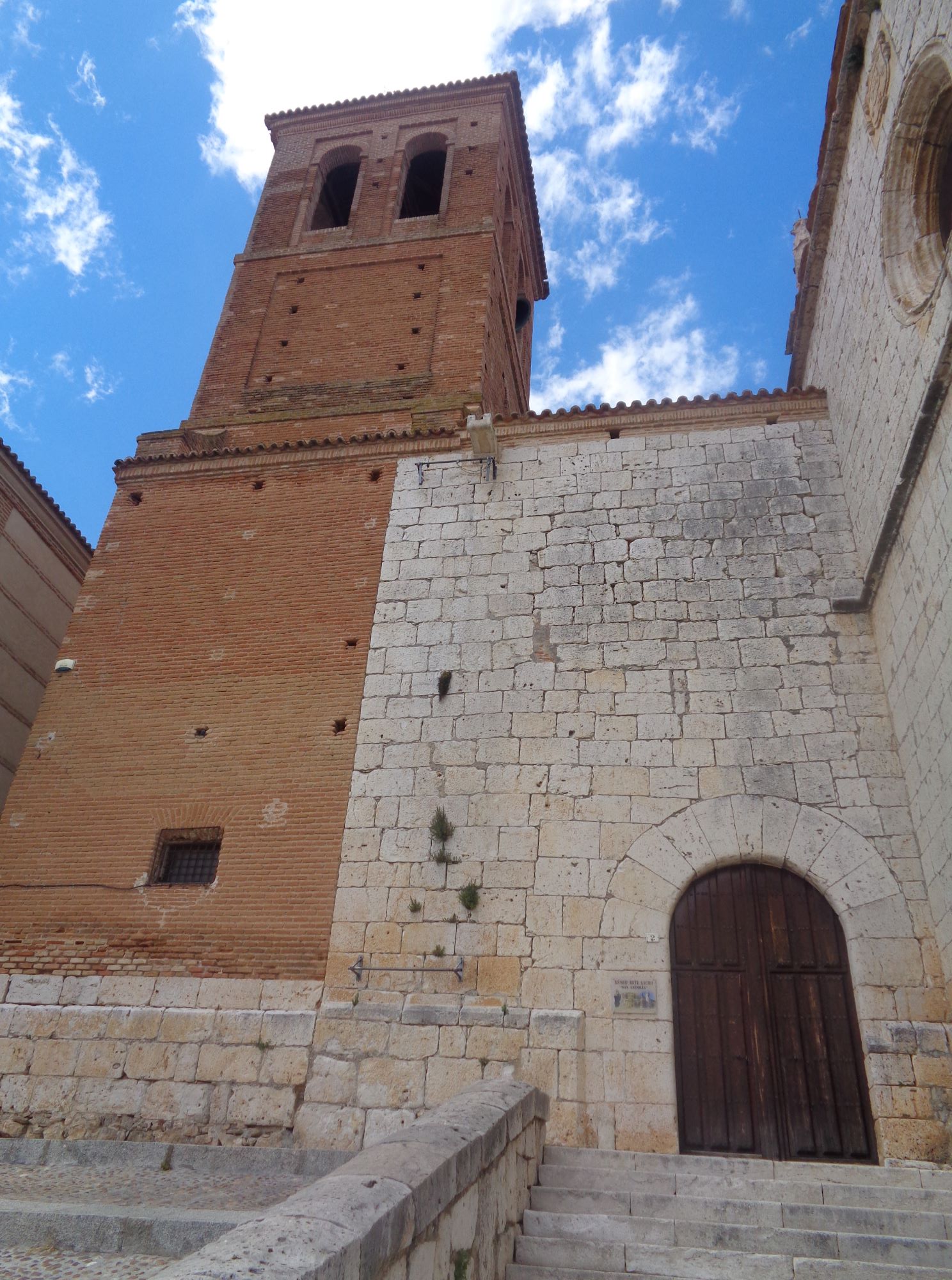 Tordesillas museo arte sacro San Antolin front jun24