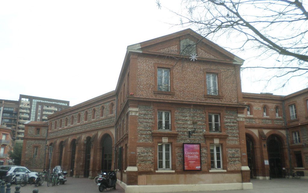 toulouse halle aux grains left side jan20