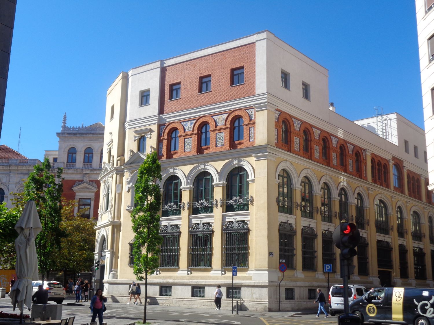 Valladolid architecture post office calle de correos jun24