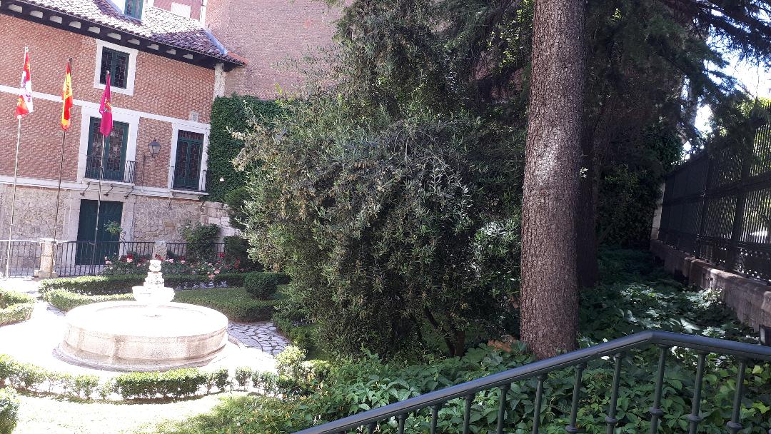 Valladolid casa museo Cervantes fountain jun24