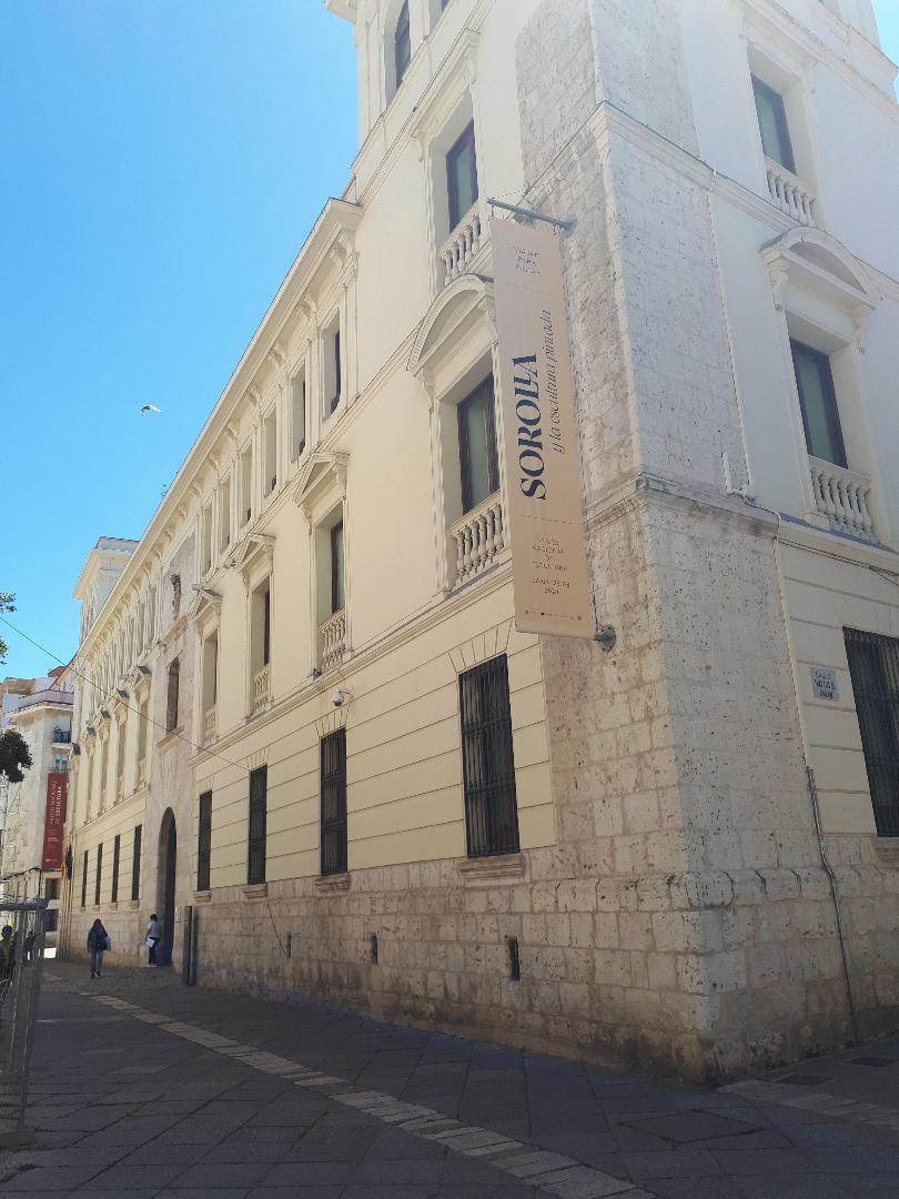 Valladolid palacio de villena esculturas arriv jun24