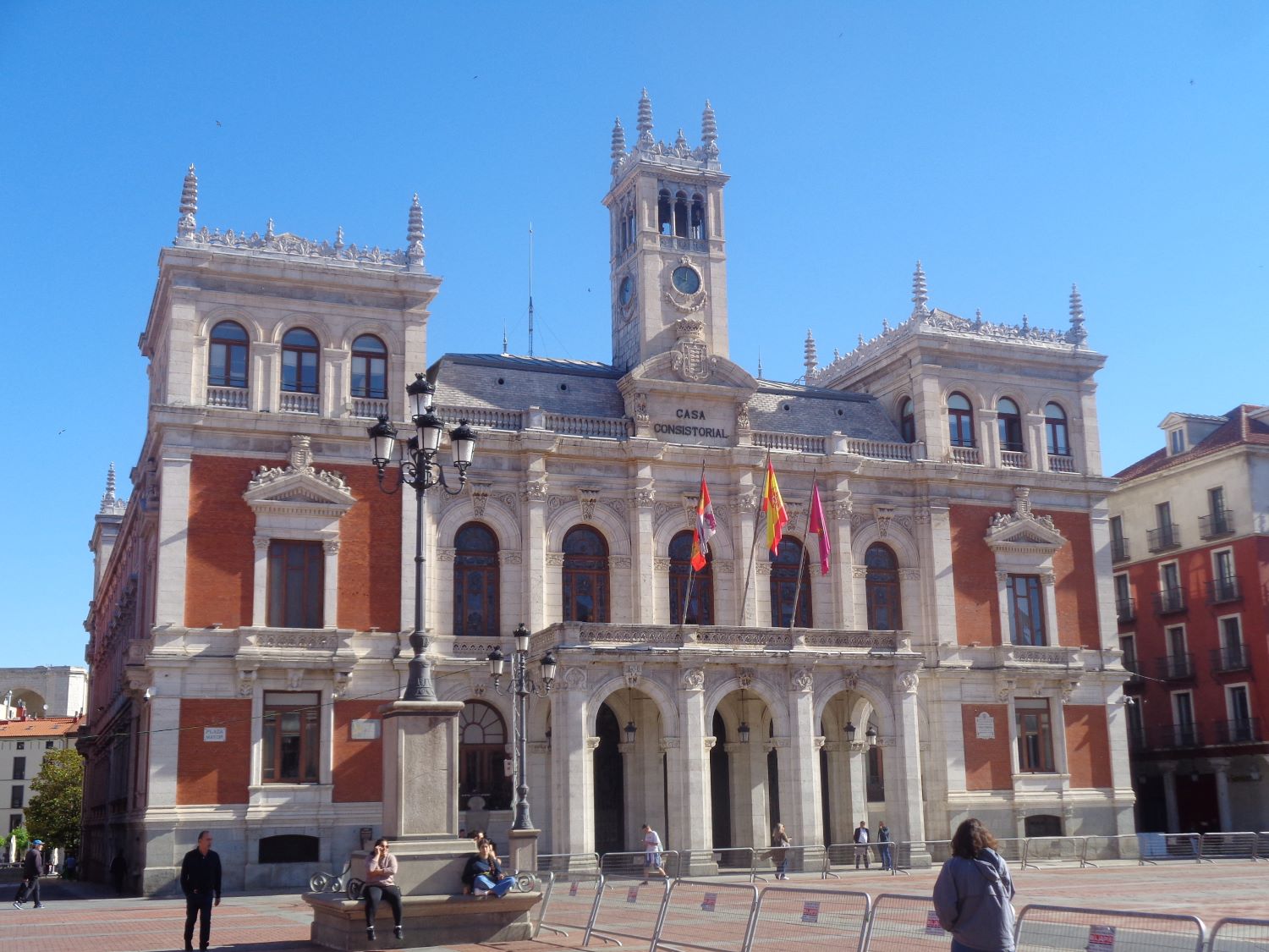 Valladolid plaza Mayor casa consitorial front jun24