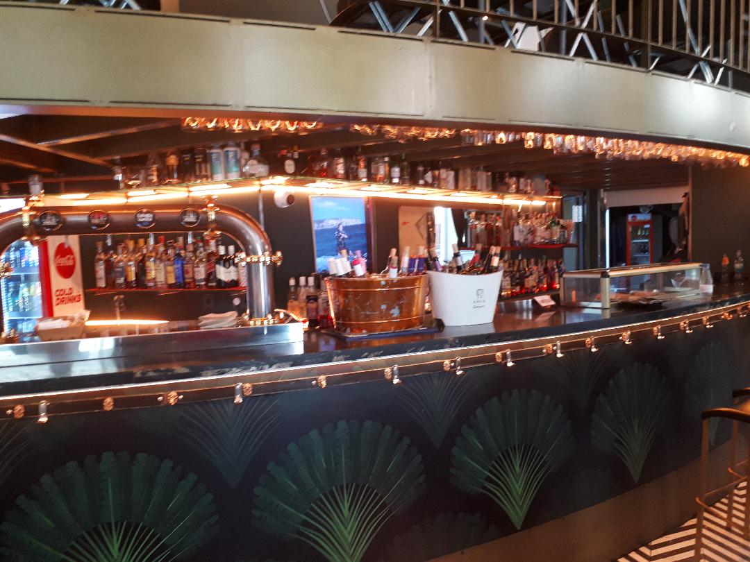 Valladolid resto zvmo bar counter jun24