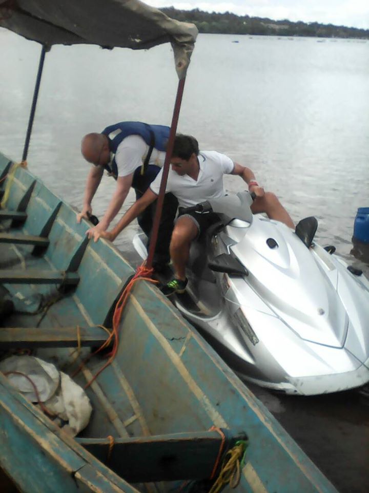 jinja-waverunner-jet-ski-on-lake-victoria-to-nile-river-felled-off-apr18