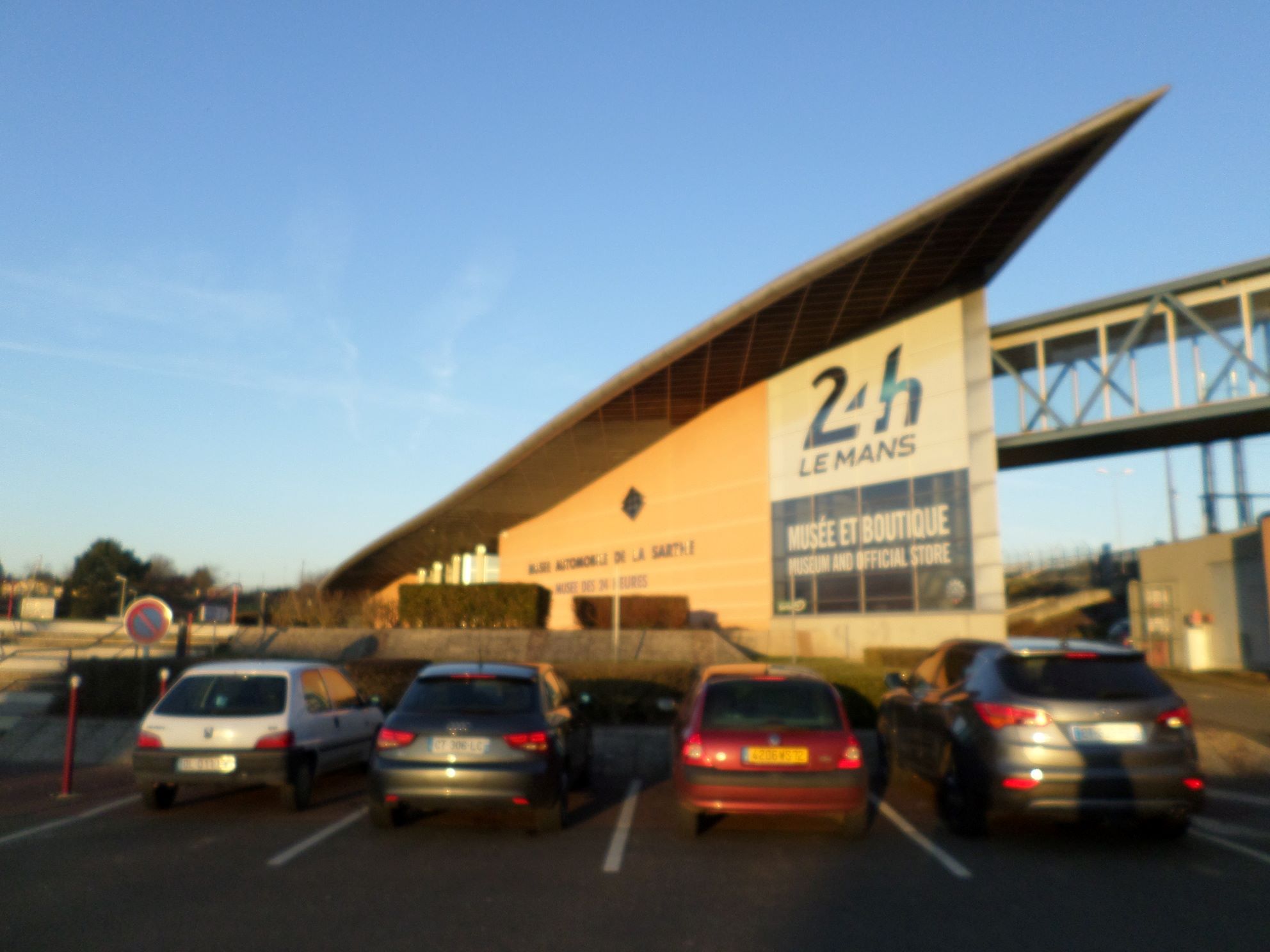 le-mans-museum-24-hrs-entrance