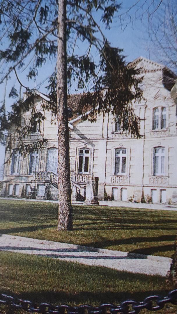 Moulis en Médoc Chateau Maucaillou