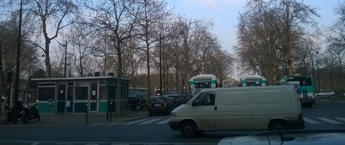 paris-passing-near-invalides-et-eiffel-bus-depot-on-bus-82-feb17