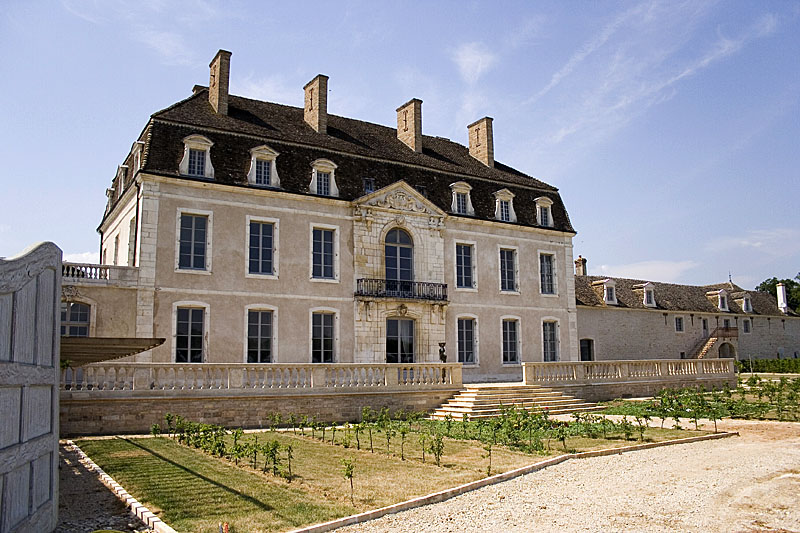 pommard chateau de pommard front feb11