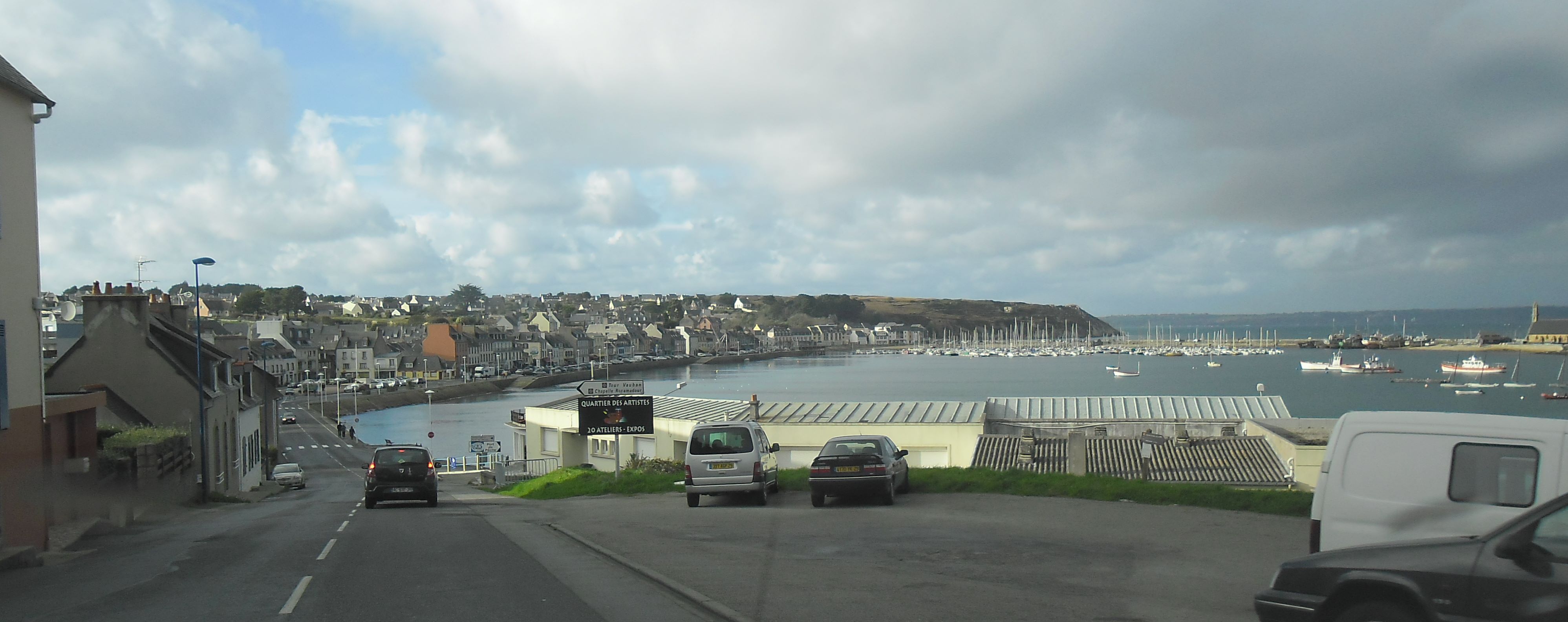 camaret-s-m-down-toharbor-area-nov12