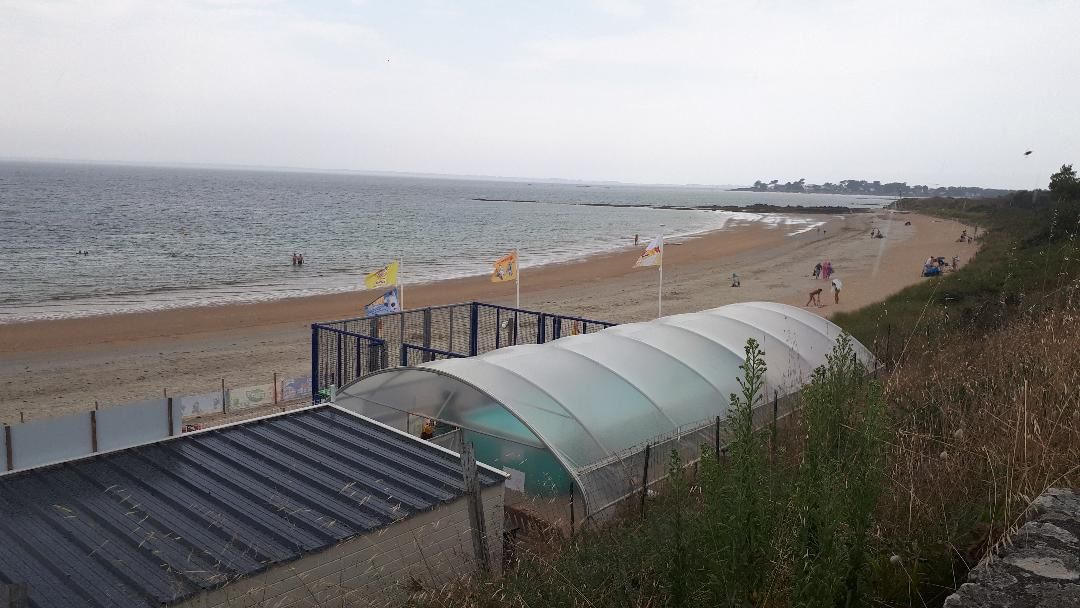 La Trinité sur Mer plage de Kervillen right aug24