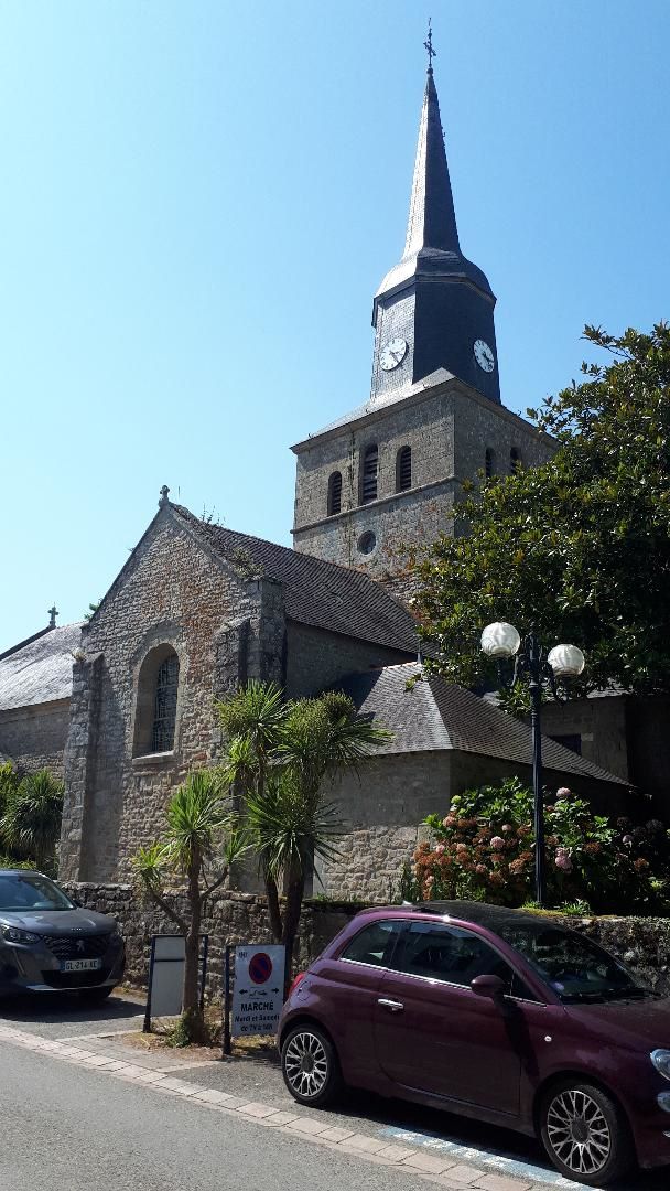Locmariaquer ch Notre Dame de Kerdo belltower aug24