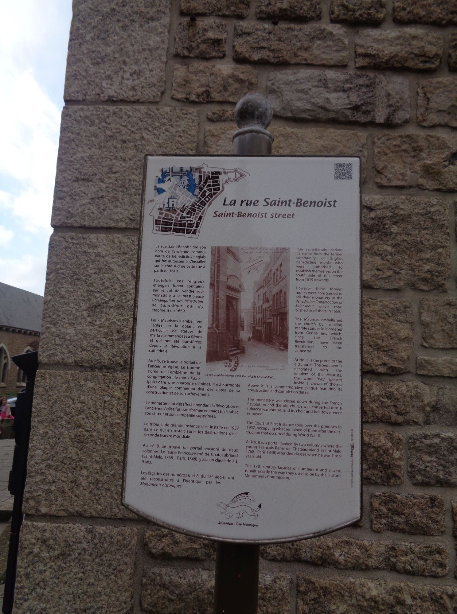 Saint Malo Rue Saint Benoist panel aug24