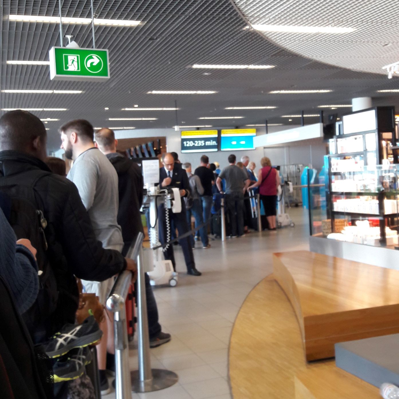 ams-schiphol-airport-transfer-line-schedule-sept17