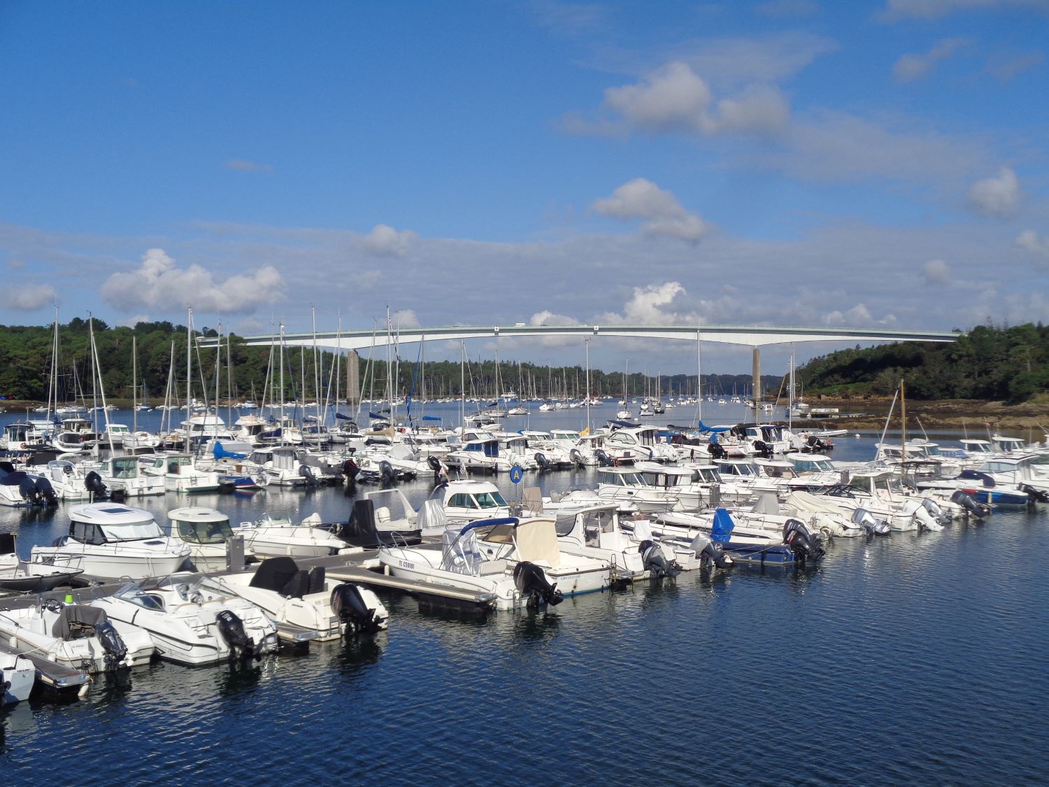 Benodet port de plaisance boats et bridge sep24