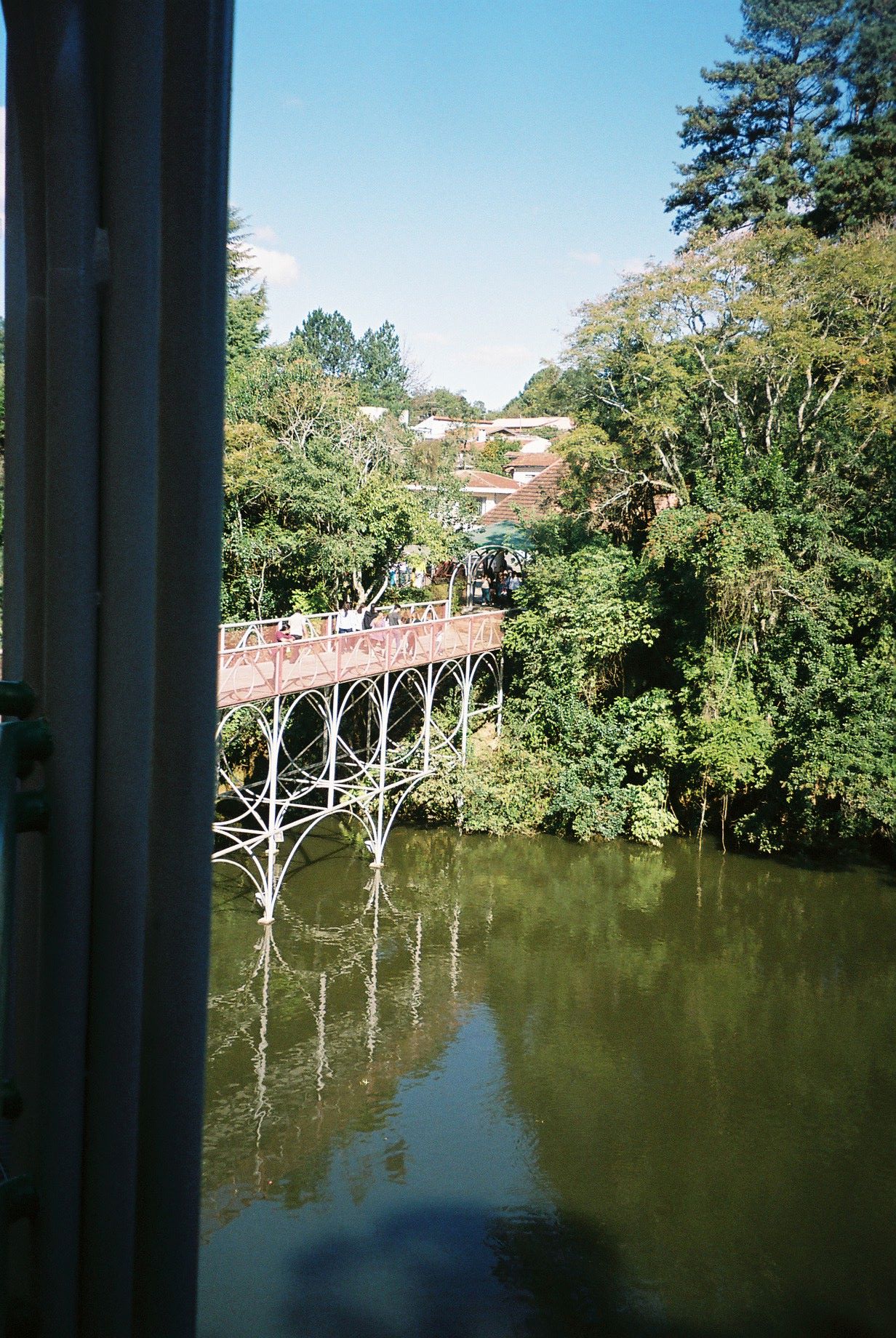 curitiba-pedriera-lake-back-c2008