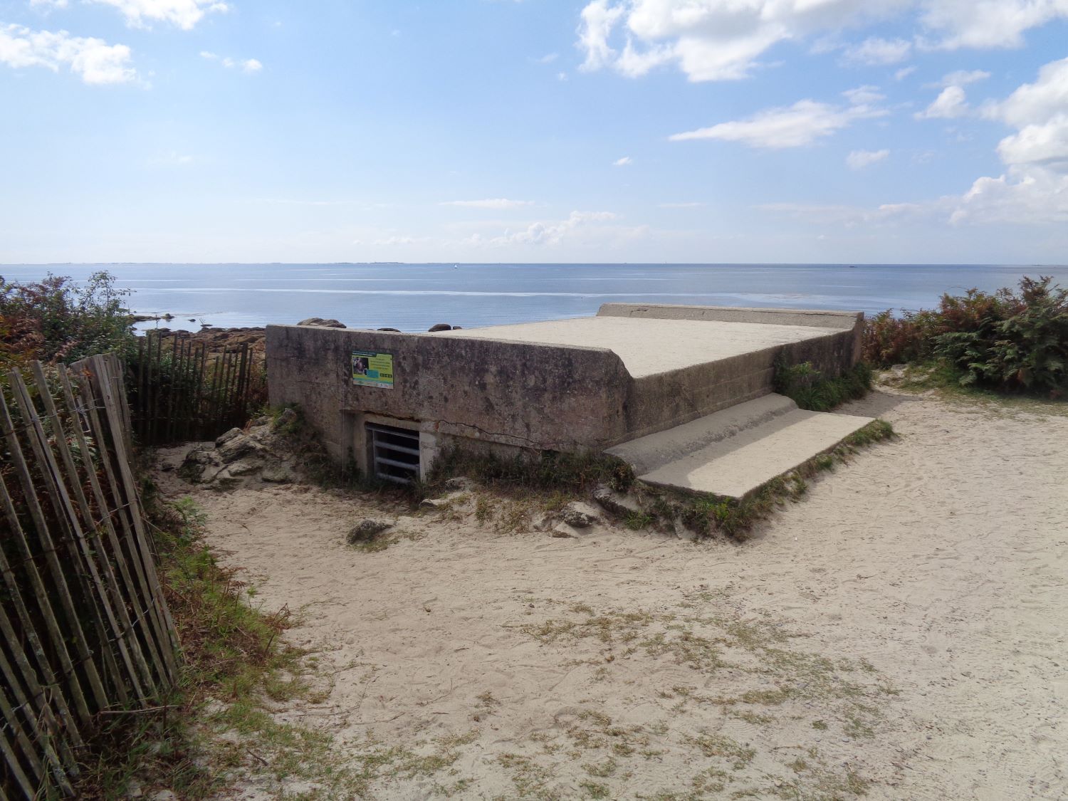 Fouesnant plage des dunes bats house sep24