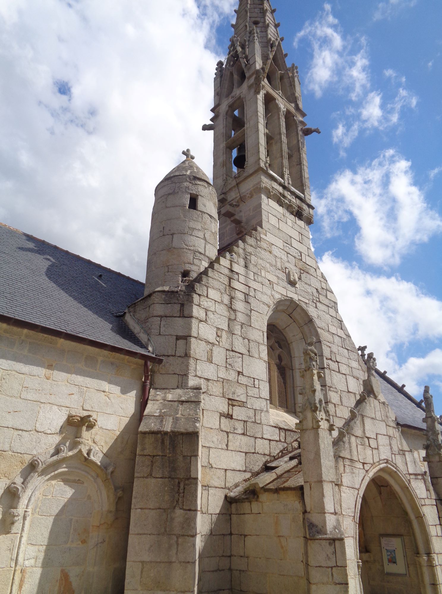La Foret Fouesnant ch Notre Dame de Izel Vor belltower sep24