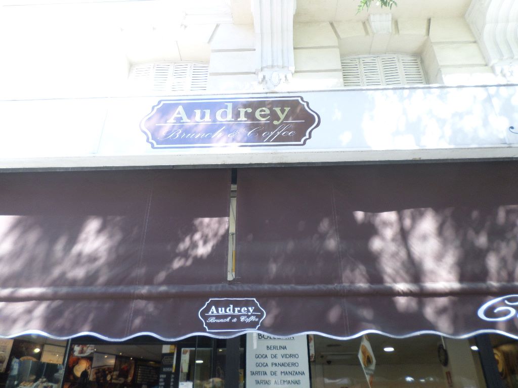 mad-audrey-cafe-outside-aug16