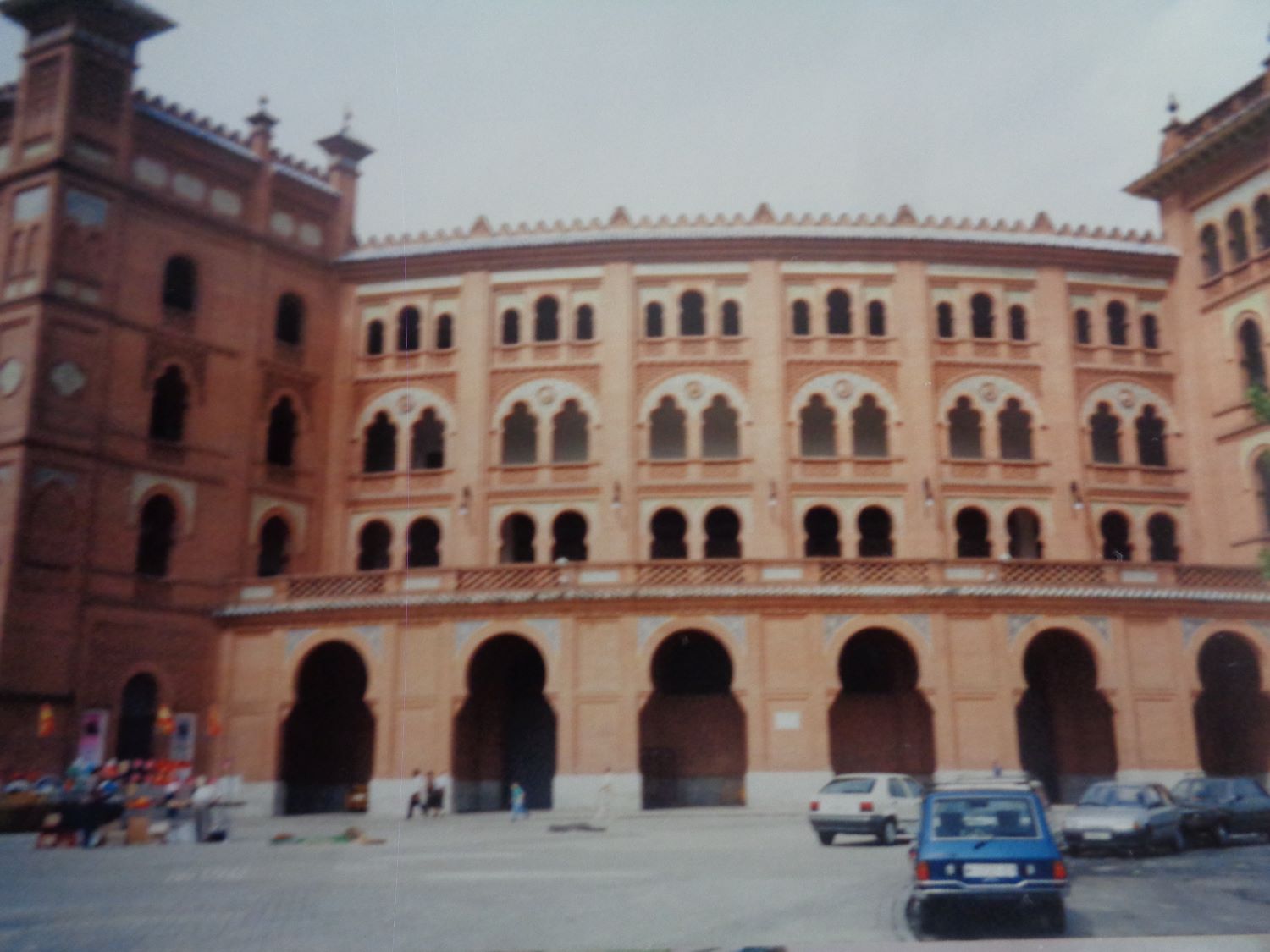 Madrid plaza de toros venta side