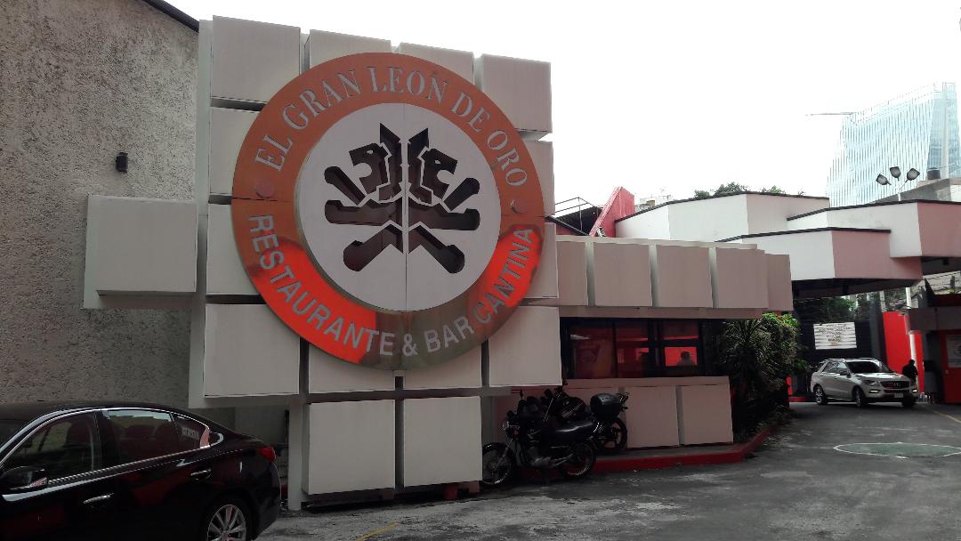 mex Gran Leon de Oro restaurant entrance sep18