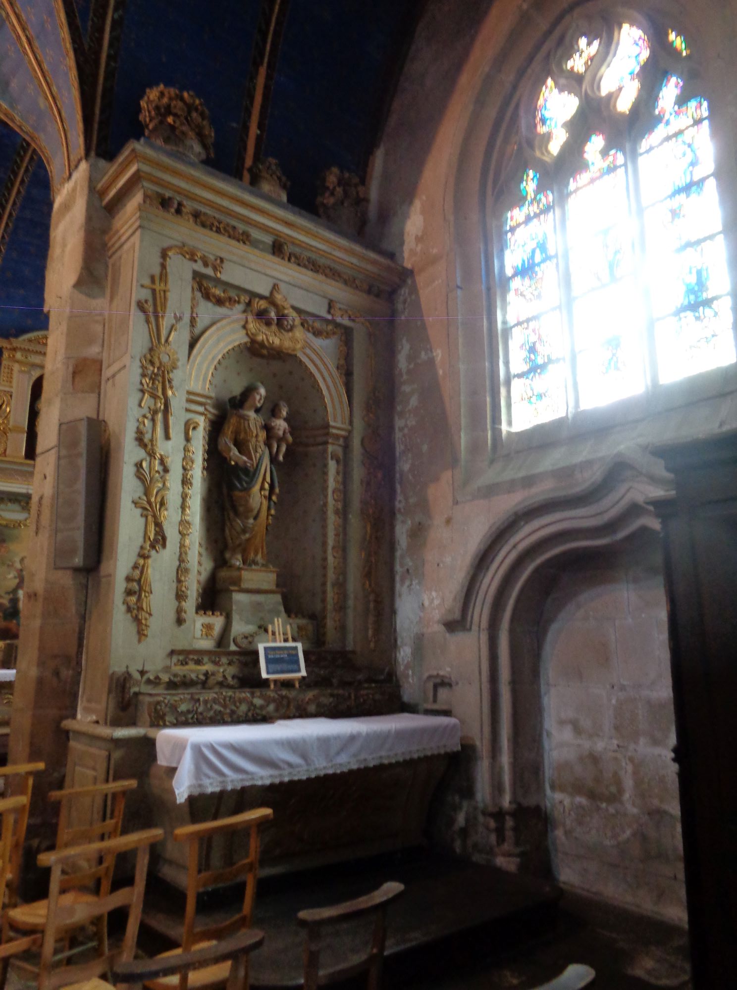 Morlaix ch Saint Mélaine chapel right side sep24