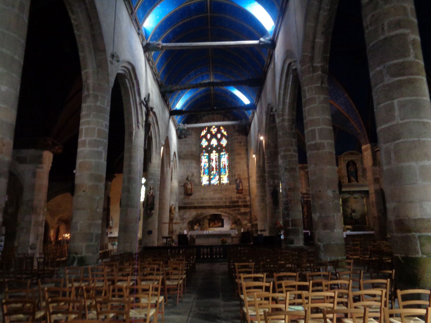 Morlaix ch Saint Mélaine nave to altar sep24