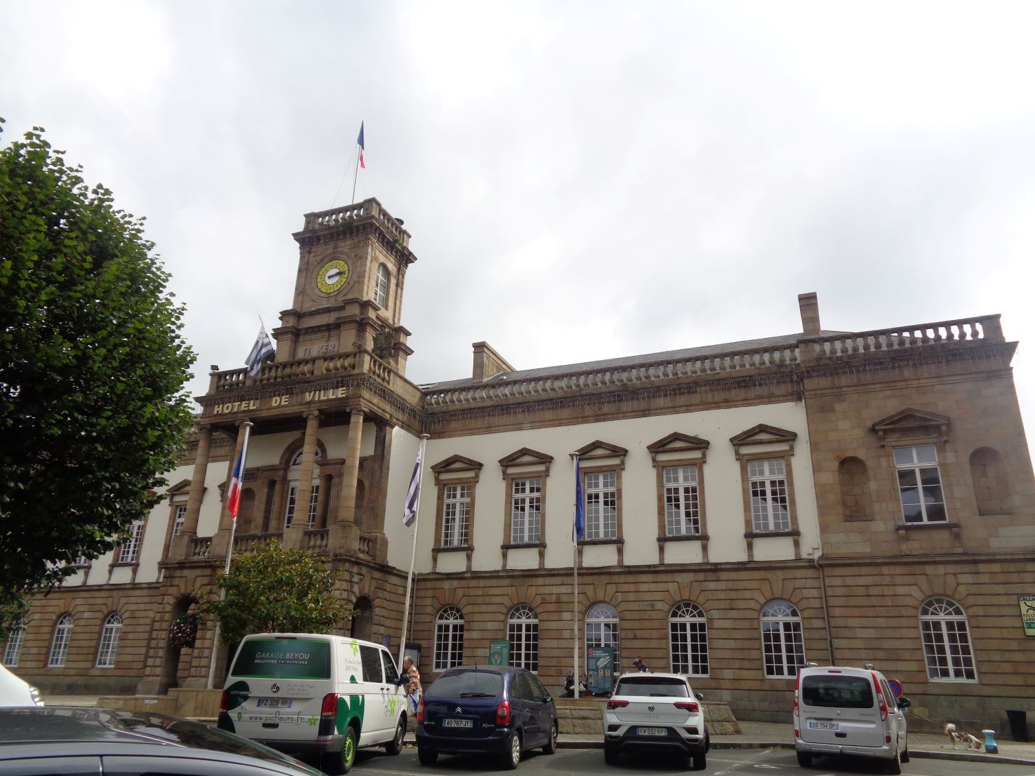 Morlaix Hôtel de Ville front sep24